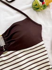 Soleia Conjunto de Duas Peças Plus Size com Alça de Espaguete, Camiseta de Malha Listrada com Fivela de Metal e Shorts, Adequado para Festa, Dia dos Namorados, Encontro à Noite, Boate, Boêmio, Boho, Férias, Roupas Femininas de Outono, Vintage, Feriado - Multicolorido - Visão 9