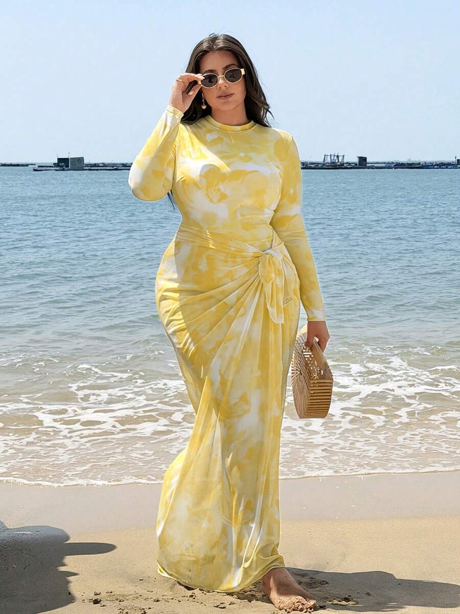 Swim Shayni 大码女士印花长袖连体泳衣，配同款罩衫和半身裙，度假装