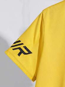 SHEIN 2pcs Tween Boy Splice Sports Textured Vertical Stripe Pattern Short Sleeve T-Shirt And Shorts Set - Yellow - View 7