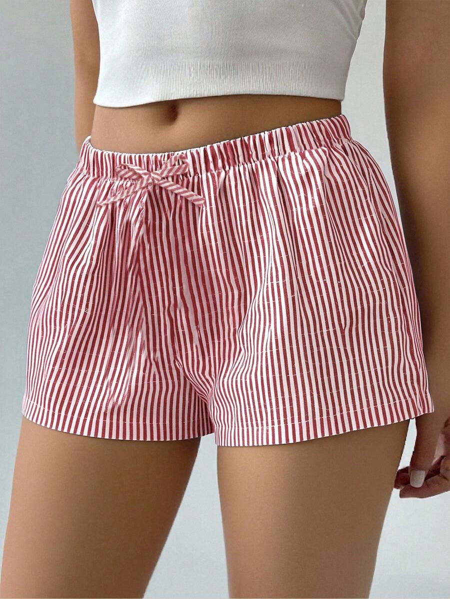 SHEIN Celana Pendek Bergaris Pinggang Rendah untuk Remaja Perempuan, Cocok untuk Liburan Musim Panas di Pantai, Celana Pendek Kasual di Rumah. - Merah - View 1