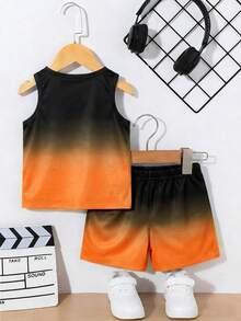 2 piezas Conjunto casual para niño, parte superior de tirantes con estampado de logo degradado a juego con pantalones cortos con estampado de logo, adecuado para salidas en verano - Multicolor - Ver 4