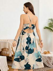 SHEIN Plant Leaf Print Cinched Waist V-Neck Slit Bodycon Vacation Dress For Women - Multicolor - View 2