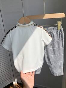 SHEIN 男宝宝可爱夏季针织撞色Polo衫和松紧腰格子裤套装 - 米色 - 查看 2