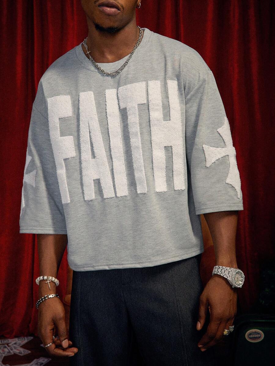 PAVTROS Manfinity Streetrush 男士街头风流行INS风搭配男士微笑火焰刺绣灰色短袖T恤，图案T恤，街头服饰，保暖冬季服装，圣诞节服装，男友礼物 - 淺灰色 - 查看 1