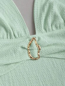 Sweetra Elegant Textured Brown Metal Buckle Decor Halter Neck Ruffle Hem Short Dress, Suitable For New Year Party - Green - View 6