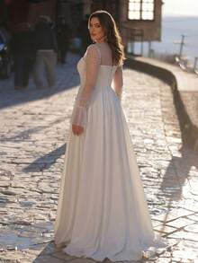 Aureia 大码优雅奢华浪漫白色缎面薄纱袖串珠精致V领腰部褶裥大码婚纱，适合新娘活动 - 白色 - 查看 6