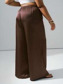 Hourglow 大码女士抗皱缎面直筒宽松裤，适合情人节，适合沙漏型身材，棕色缎面裤，夏季穿着。 - 棕色 - 查看 2