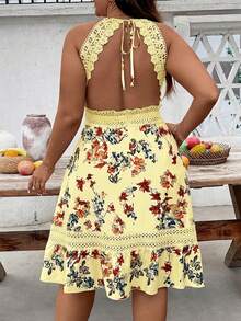 SHEIN Holidaya Đầm hè nữ in hoa phối ren tương phản, thích hợp cho kỳ nghỉ. - Vàng nhạt - Xem 2