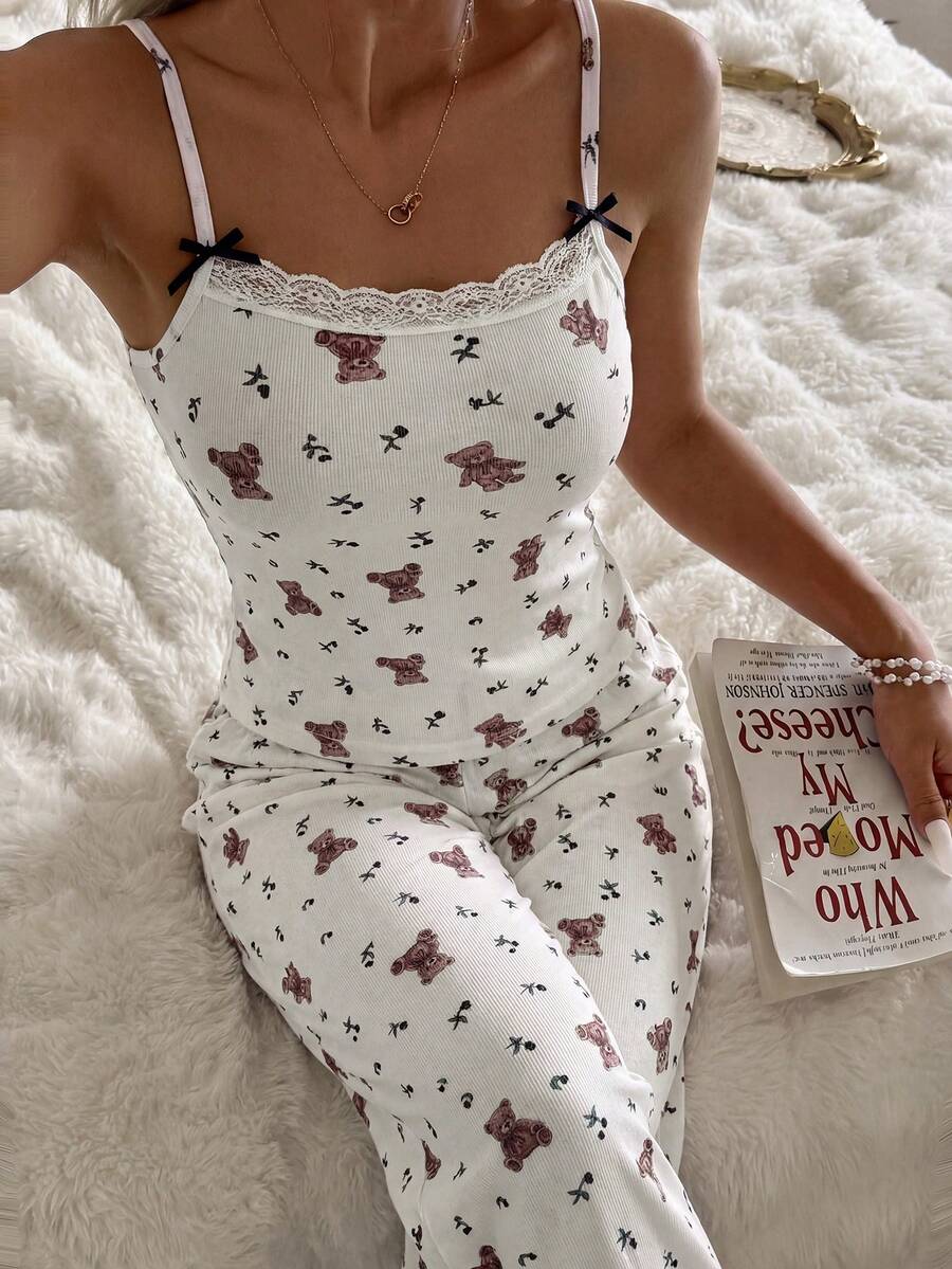 CottageSlumber Bộ đồ ngủ nữ, mùa hè, in hình gấu dễ thương, cổ vuông, gợi cảm, phối ren và nơ, gồm áo hai dây và quần ống rộng. - trắng - Xem 1