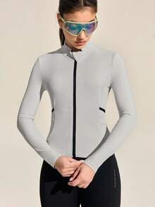 Exploreva Women's Fitted Long Sleeve Cycling Jersey With Front Zipper - Grey - View 7