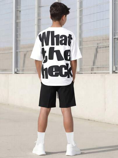 Set de 2 piezas de camiseta de manga corta y pantalones cortos para adolescentes de primavera/verano, en colores contrastantes negro y blanco, con estampado de "¿Qué demonios?", estilo casual de calle, adecuado para uso diario, escuela, transporte