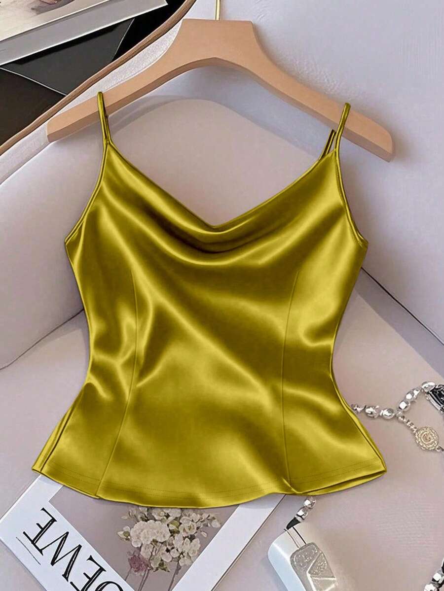 GlowEve Women's Shiny Woven Fabric Sleeveless Slim Fit Vest, Suitable For Daily Wear And Layering, Spring/Autumn/Winter - Green - View 1