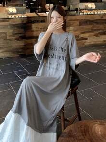 DAZY Đầm dài dáng rộng in chữ, cổ tròn, vai rớt dành cho nữ, thích hợp cho mùa hè. - Xám - Xem 3