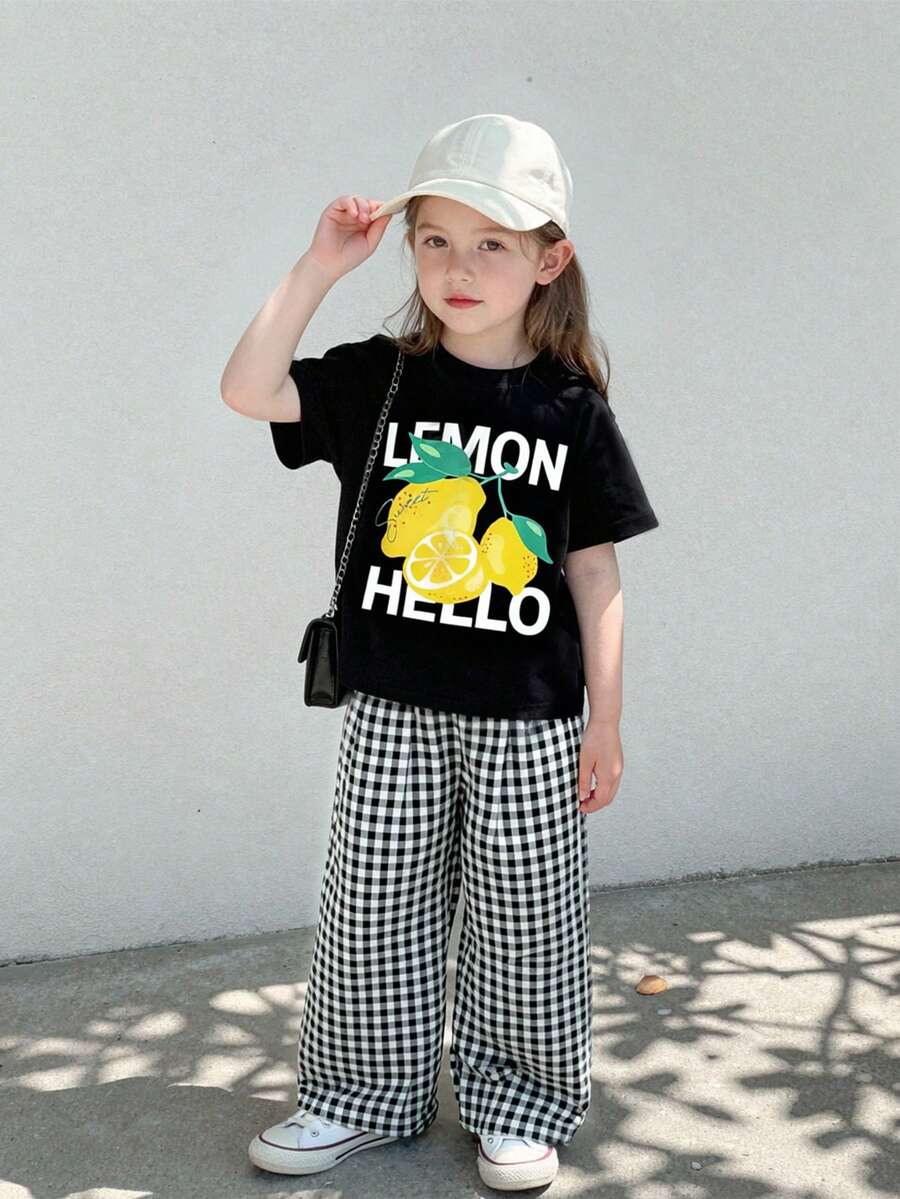Playful Pals 女童休闲针织套装,柠檬印花短袖上衣搭配格子裤,两件套,适合春夏穿着,居家、外出、聚会等场合。 - 彩色 - 查看 1
