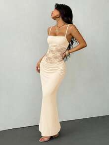 SHEIN PETITE 女士吊带蕾丝透视连衣裙，性感派对装、约会装、节日装，适合秋冬季节，可作内搭。 - 杏色 - 查看 5