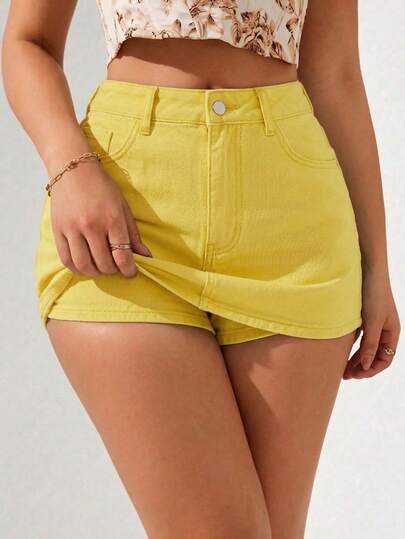 Breezaya Quần short denim nữ màu trơn, kiểu dáng tối giản, cạp lệch, thích hợp mặc hàng ngày.