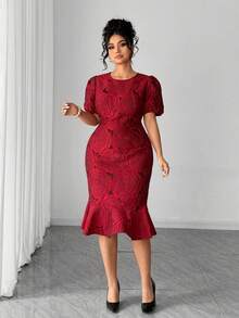 Elenzga Đầm cỡ lớn cổ tròn tay ngắn thêu hoa, chất liệu vải dệt họa tiết, kiểu dáng thanh lịch, dáng đuôi cá, màu đỏ đậm, thích hợp cho cả đi làm và các dịp trang trọng. - Đỏ - Xem 6