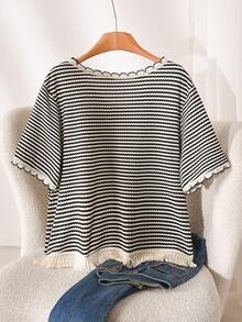 CosyJoli Camiseta de manga corta con cuello en V a rayas y flecos para mujer de talla grande, casual y para ir al trabajo - Blanco y Negro - Ver 5