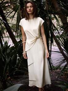 Maija 杏色缎面圆领短袖中长连衣裙，现代都市风格 - 杏色 - 查看 6