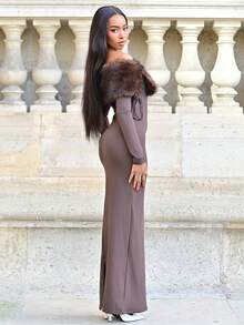 Mima John 女士毛绒露肩长袖修身优雅连衣裙 - 棕色 - 查看 3