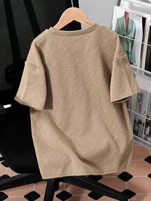 SHEIN Mirajuku 1 chiếc áo thun nam kiểu dáng tối giản và thanh lịch, thiết kế xếp ly nhẹ, chất liệu thoải mái, phù hợp cho mùa hè và mùa thu. - Màu Khaki - Xem 2