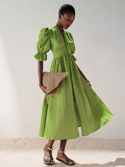 Aveloria Modichic 青柠绿和薄荷绿纹理竖条纹V领纽扣泡泡袖连衣裙，收腰喇叭裙摆，优雅百搭的假日装扮