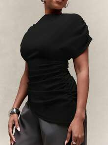 Vixey Off Shoulder Short Sleeve Asymmetrical Hem Short Sleeve Top - Black - View 3