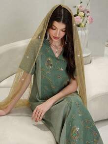 Al Najma V-Neck Loose Short Sleeve Dress, Decorated With Gold Embroidery, Patchwork Solid Color - Green - View 6
