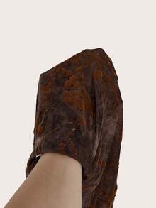 Hourglow 大码女式印花扎染铅笔裙，适合沙漏型身材/2026/新年 - 棕色 - 查看 9