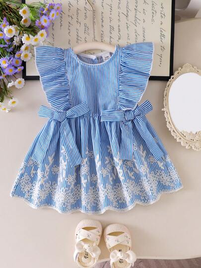 女婴蓝白条纹无袖收腰连衣裙，裙摆饰有刺绣，时尚高端工艺夏季连衣裙