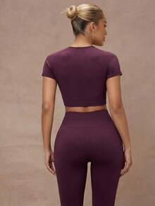 Lumalex Solid Seamless High Stretch Raglan Sleeve Sports Set Workout Women Set Gym Women Outfit - Maroon - View 8