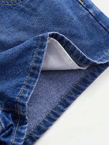 GlowEve Women's Casual Versatile Denim Shorts With Pockets And Button Closure - Blue - View 6