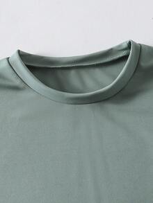 SHEIN Vacaura 2pcs/Set Teenager's Spring/Summer/Autumn Raglan Sleeve Colorblock Striped T-Shirt & Pocket Shorts Casual Sports Fashion Outfit - Green - View 8