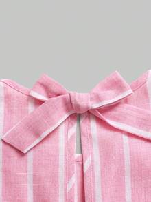 SHEIN 少女休闲度假粉色编织条纹蝴蝶结露背吊带背心和配套短裤套装，修身款 - 粉色 - 查看 7