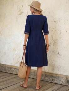 EMERY ROSE 女士几何印花V领短袖休闲中长连衣裙 - 藍色 - 查看 2