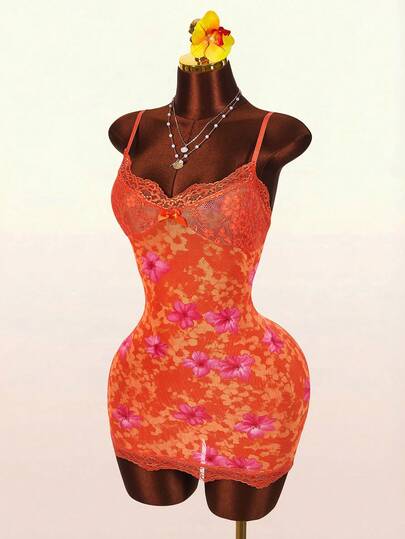 Amplova 女士蕾丝露背吊带印花迷你连衣裙，性感前卫，正面中央饰有蕾丝花朵蝴蝶结