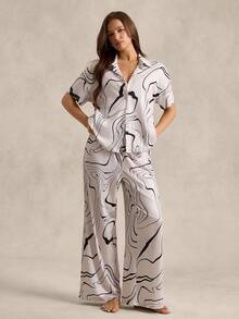 女士英伦风曲线印花短袖睡衣套装（含开衫） - 杏色 - 查看 6