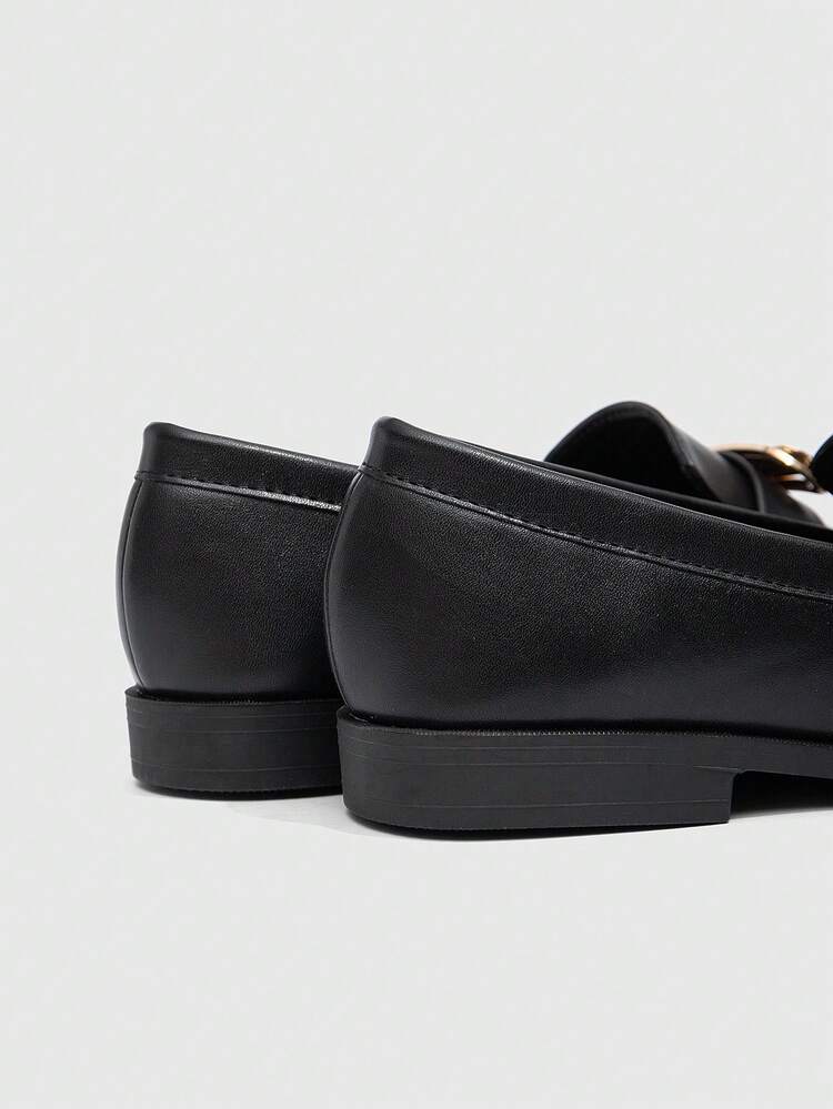 CUCCOO BIZCHIC Women's Flat Loafers With Metal Buckle And Rhinestone Decoration, Almond Toe, Faux Leather Material, Black, Comfortable Casual Office/Commute Wear