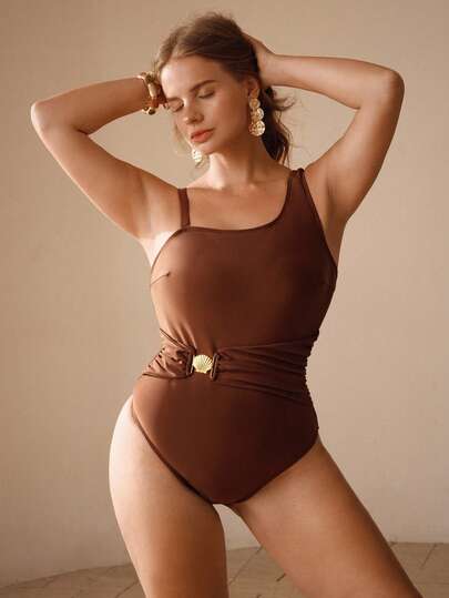 Swim Chiccia Plus Size Women Metal Shell Decor Fashionable Camisole One-Piece Swimsuit