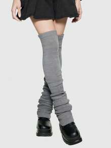 ROMWE Anime 1Pair Dark Gothic Light Gray Solid Color Wide Edge Leg Cover - Light Grey - View 3