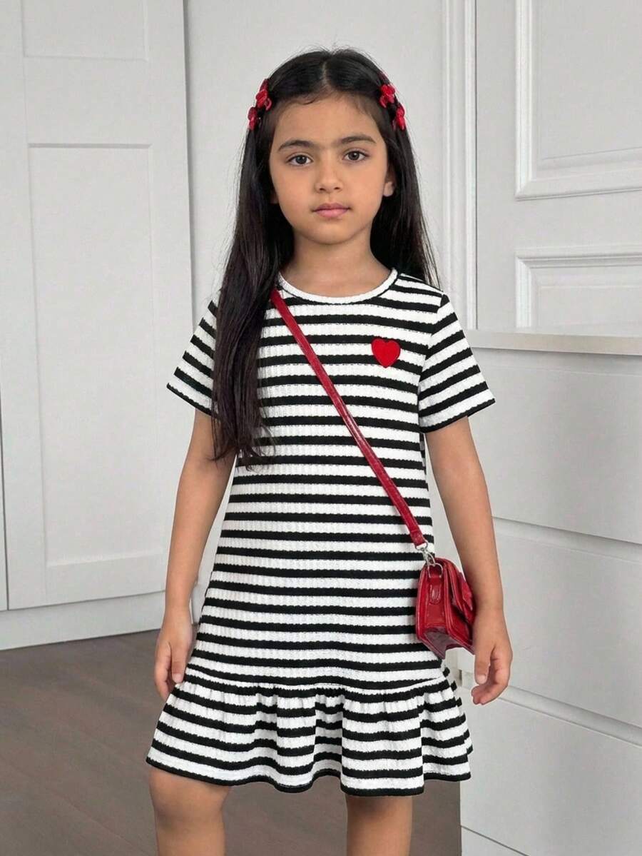 Young Girl Knitted Striped Heart Pattern Round Neck Dress - Black - View 1