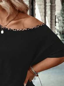 EMERY ROSE Plus Size Cold-Shoulder T-Shirt With Vintage Black & Leopard Print Patchwork Design, Casual & Fashionable - Multicolor - View 3