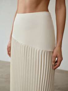 MOTF PREMIUM WOMEN'S ELEGANT PLEATED A-LINE SATIN SKIRT, SUITABLE FOR COMMUTING - Apricot - View 2