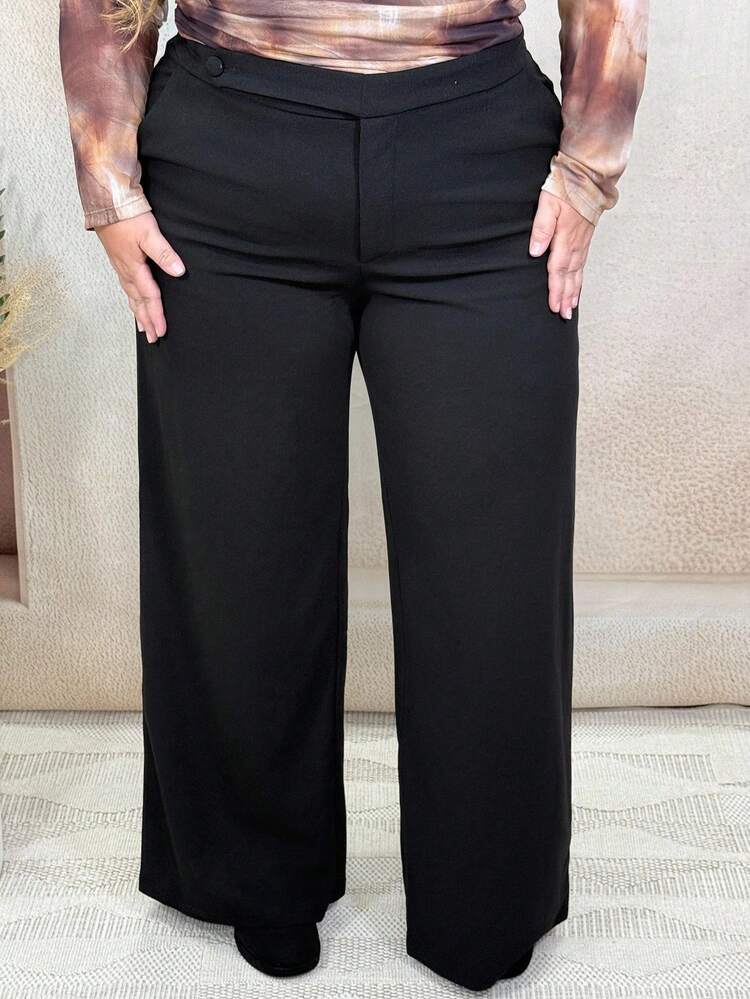 Pantalon droit asymétrique avec boutons pour femmes grandes tailles, noir. Convient pour les sorties, les rendez-vous, pantalon ample, large, Noël, courbes, costume pantalon, élégance - Noir - Voir 5