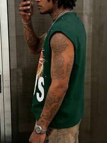 Manfinity Dauomo Mens Green Sleeveless Jesus Sacred Heart Graphic Print Tank Top With Pearl Embellishments - Green - View 3