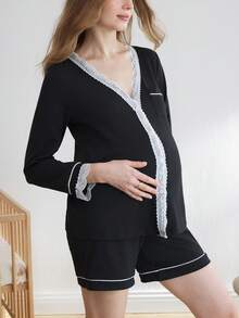 BloomMama Set Piyama Atasan Lengan Panjang dan Celana Pendek dengan Hiasan Renda Warna Kontras untuk Ibu Hamil - Hitam - View 4