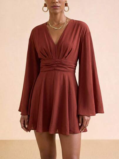 Zivah Bộ jumpsuit màu vàng đất thanh lịch, tay rộng, eo nhún, phong cách thường ngày, thích hợp cho kỳ nghỉ năm 2026.