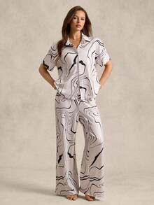 女士英伦风曲线印花短袖睡衣套装（含开衫） - 杏色 - 查看 1