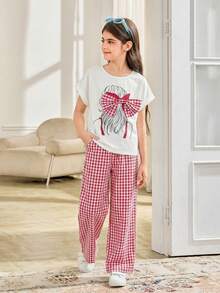 SHEIN Tween Girl Red And White Plaid Summer Cute Family Matching Outfit,Portrait Print Bow Decor Loose T-Shirt And Wide Leg Pants 2 Pieces Set For Vacation - Red - View 6
