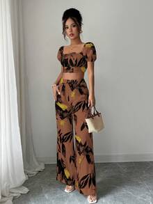 Selianne Bộ đồ 2 món dành cho nữ: Áo croptop in hoa và quần ống đứng. - màu nâu - Xem 4